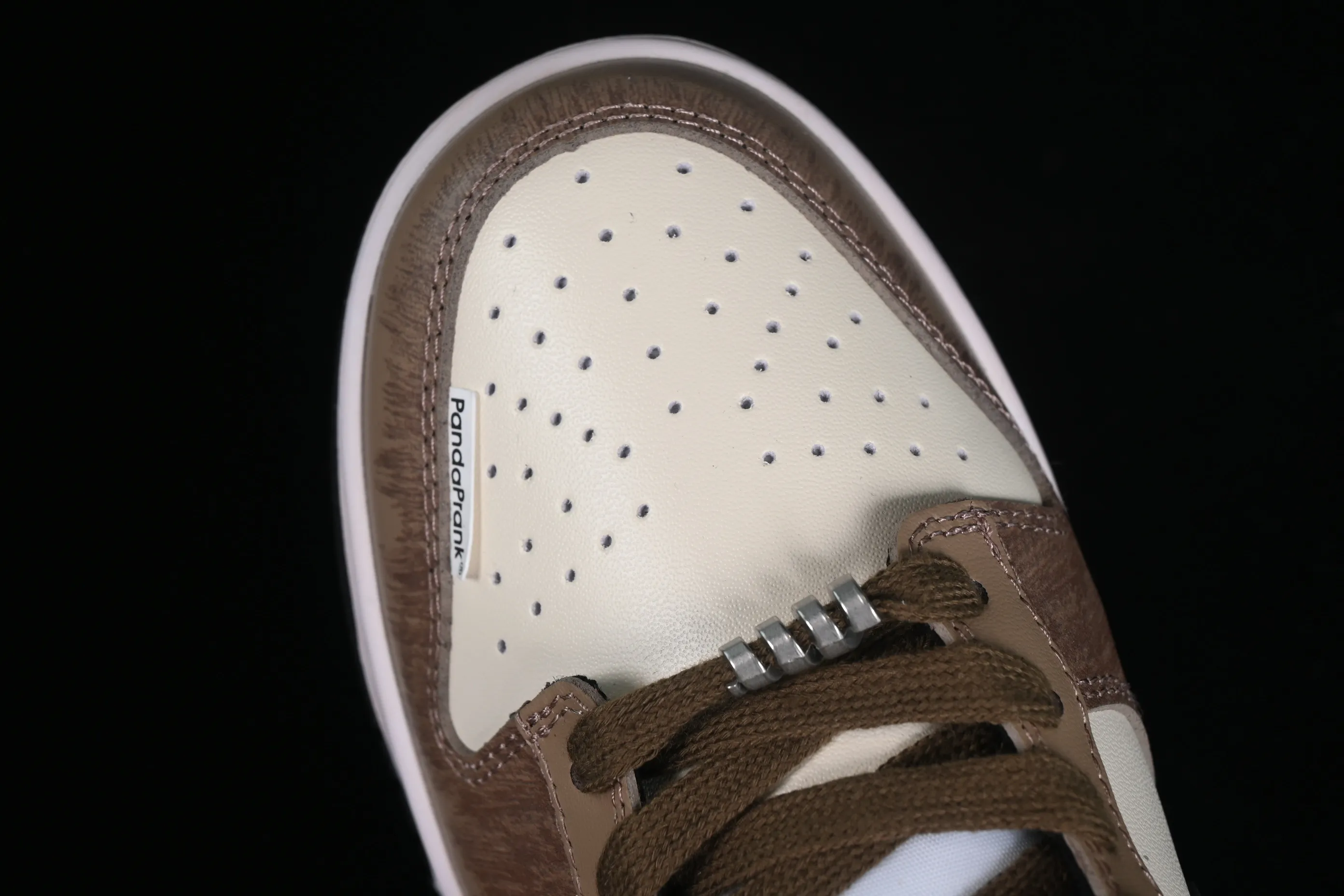 All Categories Nk SB Dunk Series Nk SB Dunk Low Low-top sneakers Nk Dunk Low Panda Prank Street Racing Rusty Distressed SB strap low-top casual sneakers DD1391-100